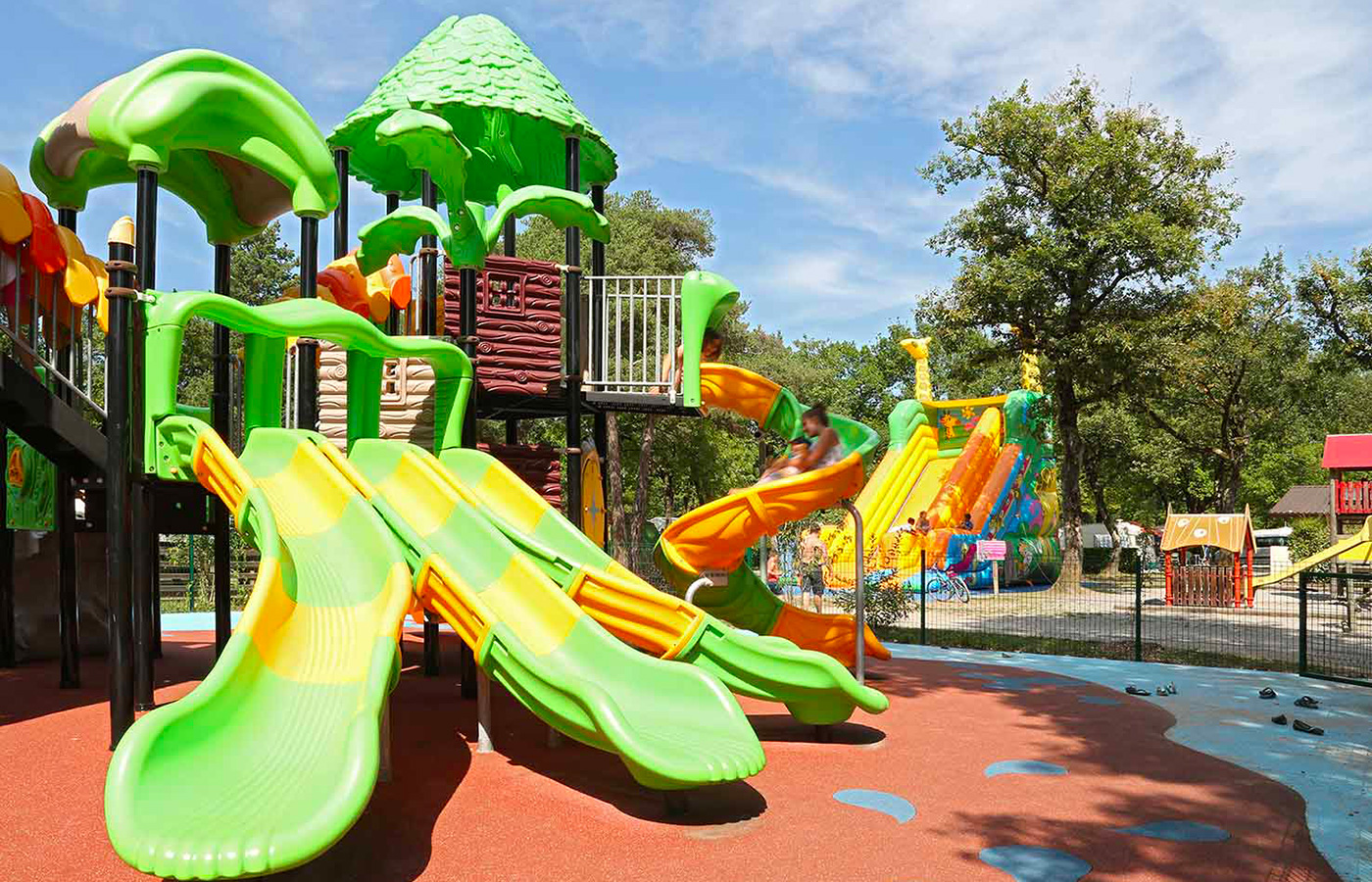 toboggan enfants aires de jeux