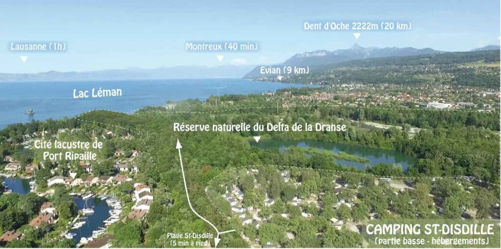 Vue aérienne de la partie basse du camping Saint-Disdille au bord du lac Léman entre Thonon et Evian